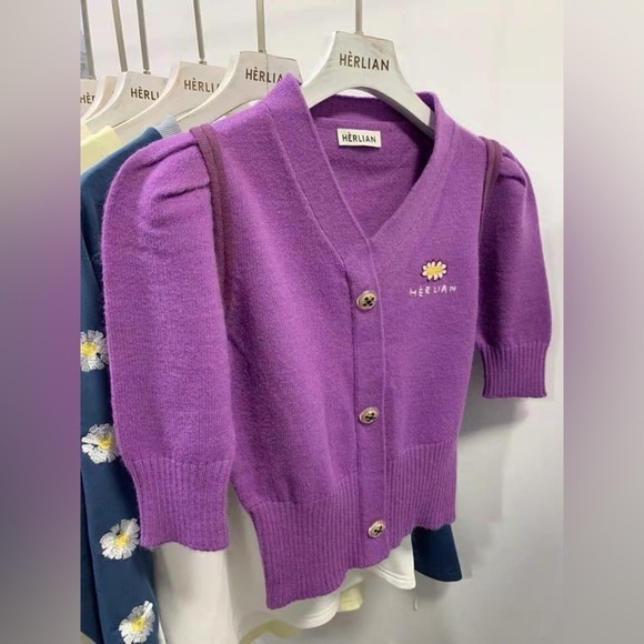 Herlian Daisy Cropped Short Cardigan Sweater‎ Sz S Purple Knit  Feminine Dainty - Picture 3 of 14